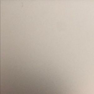 Meet your Posher, Caroline